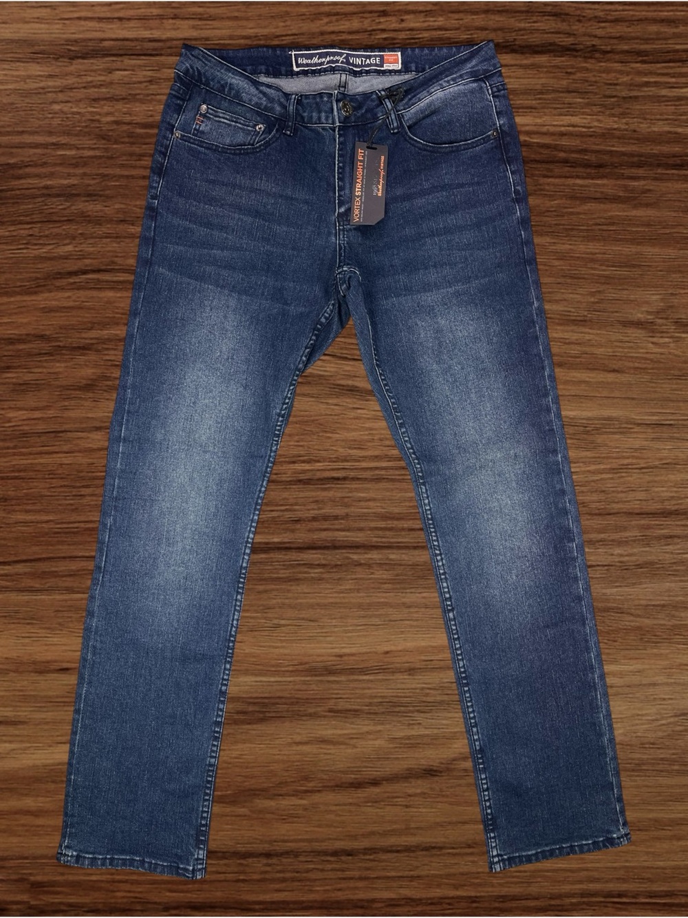 Weatherproof Vintage Men’s Vortex Straight Fit Blue Jeans. Size 32/32